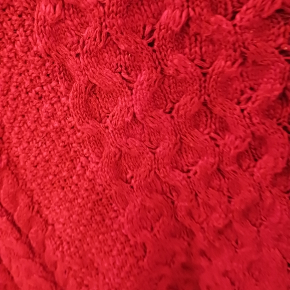 Cranberry cropped sweater - Picture 2 of 4